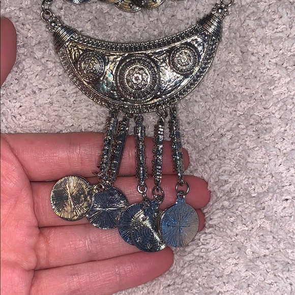 Necklace - Picture 3 of 3